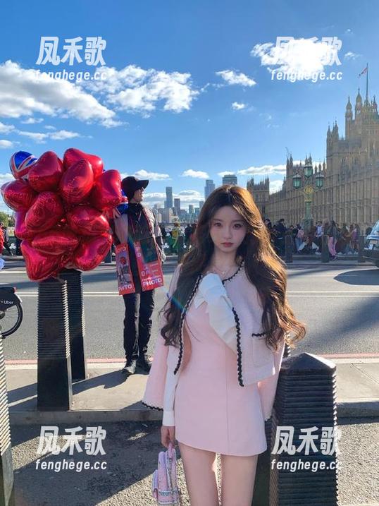 56吃瓜新路线：打卡王者花园，瓜不离身！